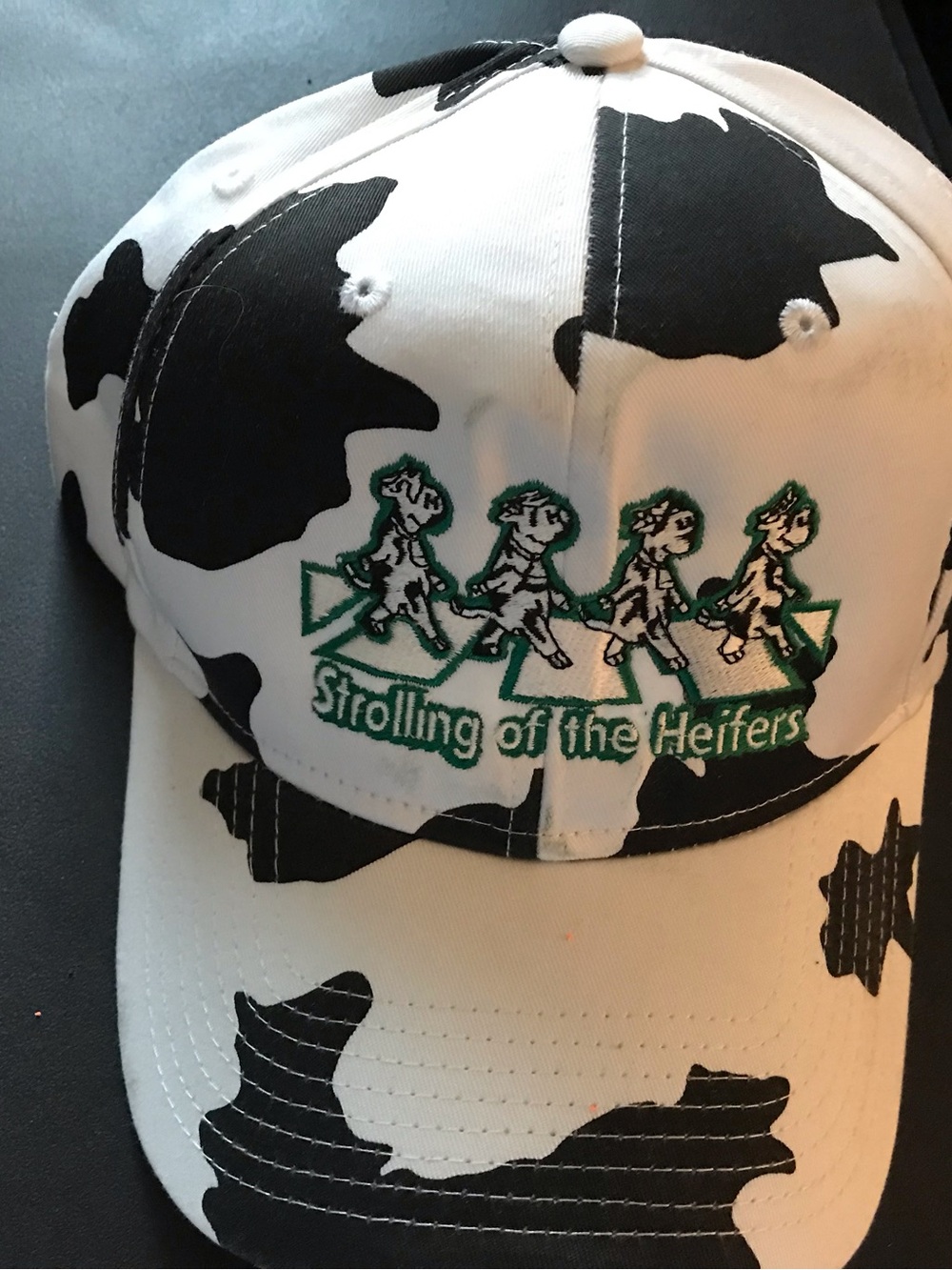 OTTO White and Black Cow-Print “strolling of the heifers - VT” cap